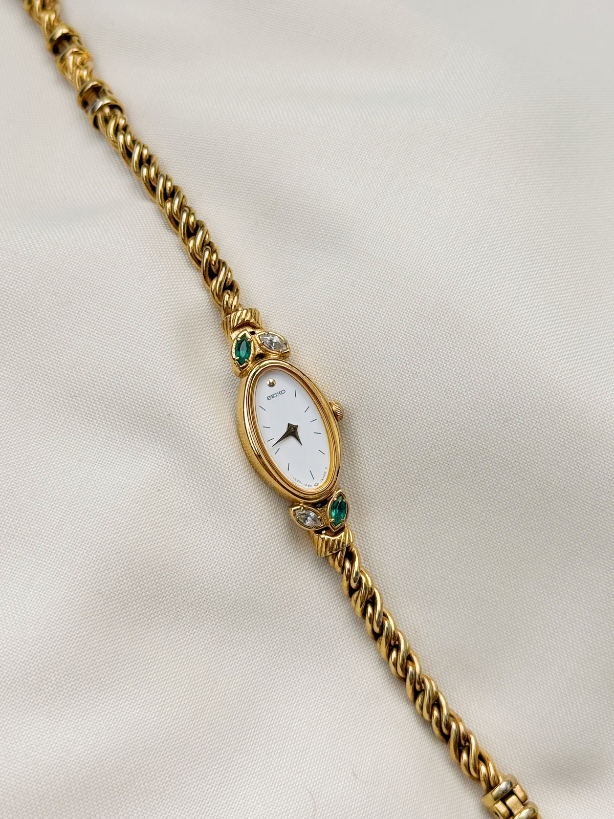Vintage Seiko Oval Watch: Gold Plated Rope Bracelet, Emerald & White Stones