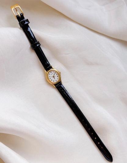 Vintage Seiko Petite Oval Dial Watch for women; Leather Strap