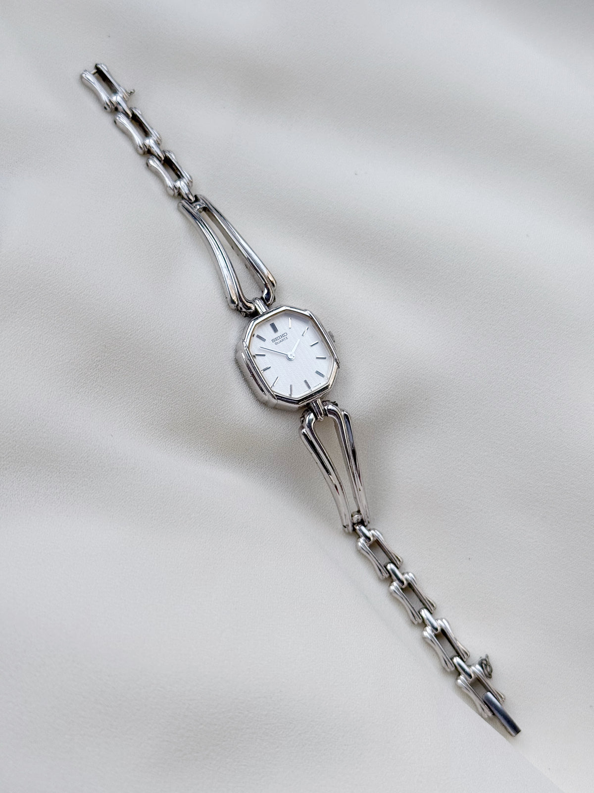 Vintage Rare Seiko silver Plated Bracelet Women’s Watch