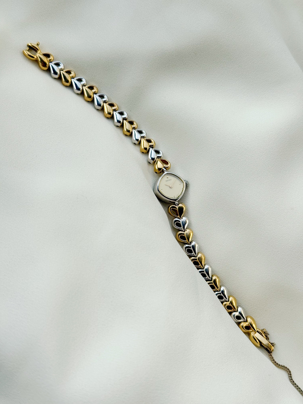 Vintage Rare Heart Seiko Petite Dial watch in two tone for women; Dainty timepiece