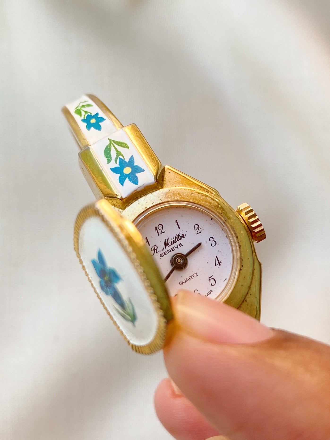 Vintage R.Muller Geneve Peekaboo Floral Bangle Watch, Swiss Made