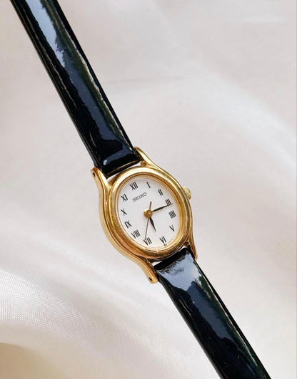 Vintage Seiko Petite Oval Dial Watch for women; Leather Strap