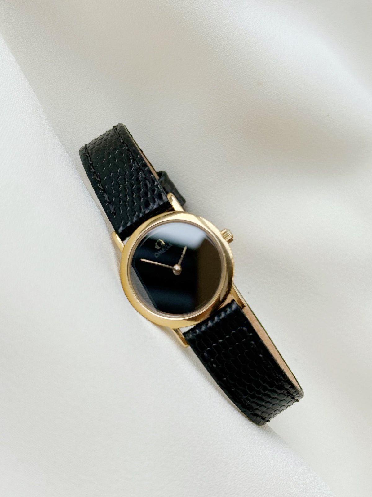 Vintage Rare Omega De Ville lle de France Onyx Dial watch